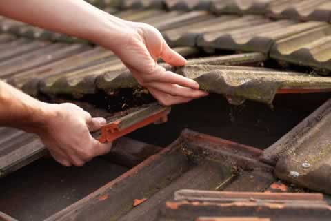 Réparation de fuites de toiture
